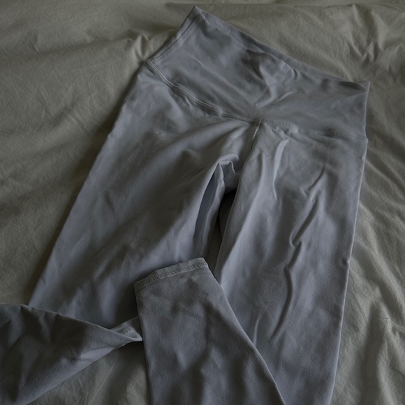 Alo Yoga 7/8 High-Waist Airbrush Legging White XS - Picture 3 of 7